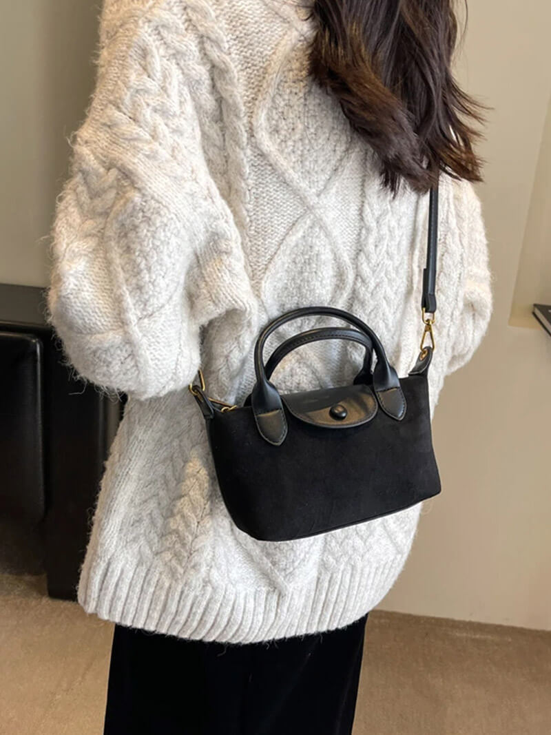 Es ist eine Mini-Handtasche