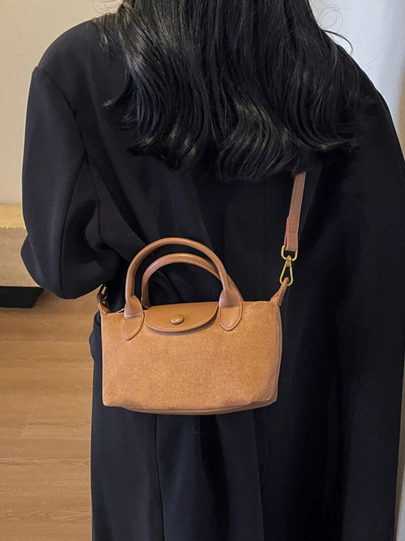 Es ist eine Mini-Handtasche
