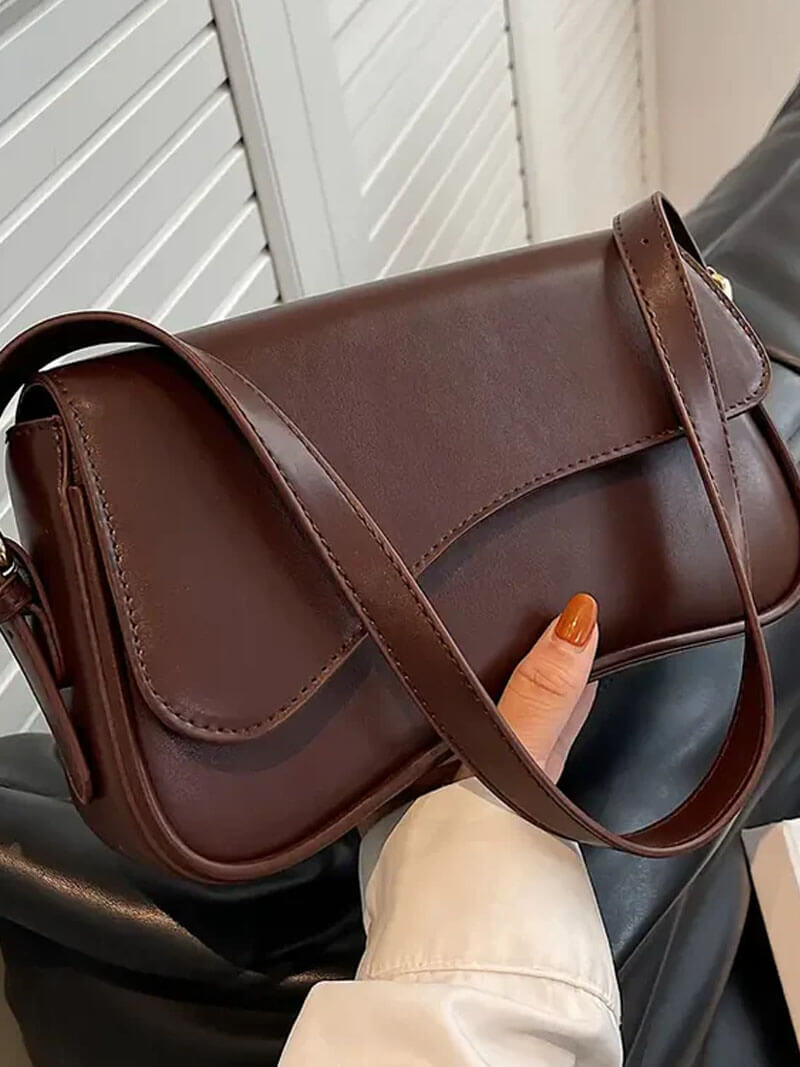 Schultertasche Typ Sattel Mila
