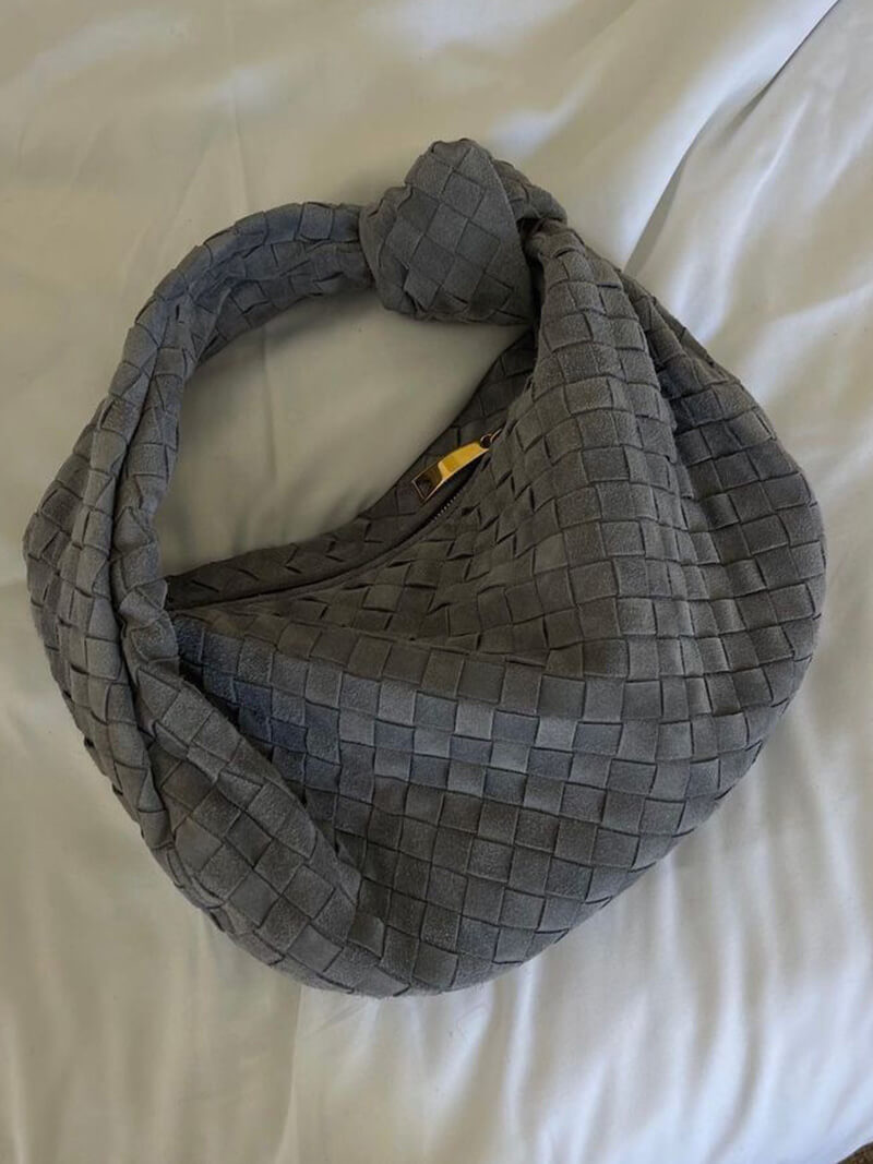 Mittelgroße Wildleder-Tasche